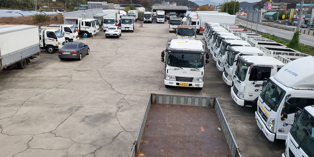 20251126102233_q0dwkSfU.jpg_carousel_대구중고트럭 우영트럭매매상사_대구트럭,우영트럭,중고화물차,대구,경남,경북,부산,울산,화물차매매,개별화물,2.5톤,3.5톤,4.5톤,5톤,7.5톤매매전문