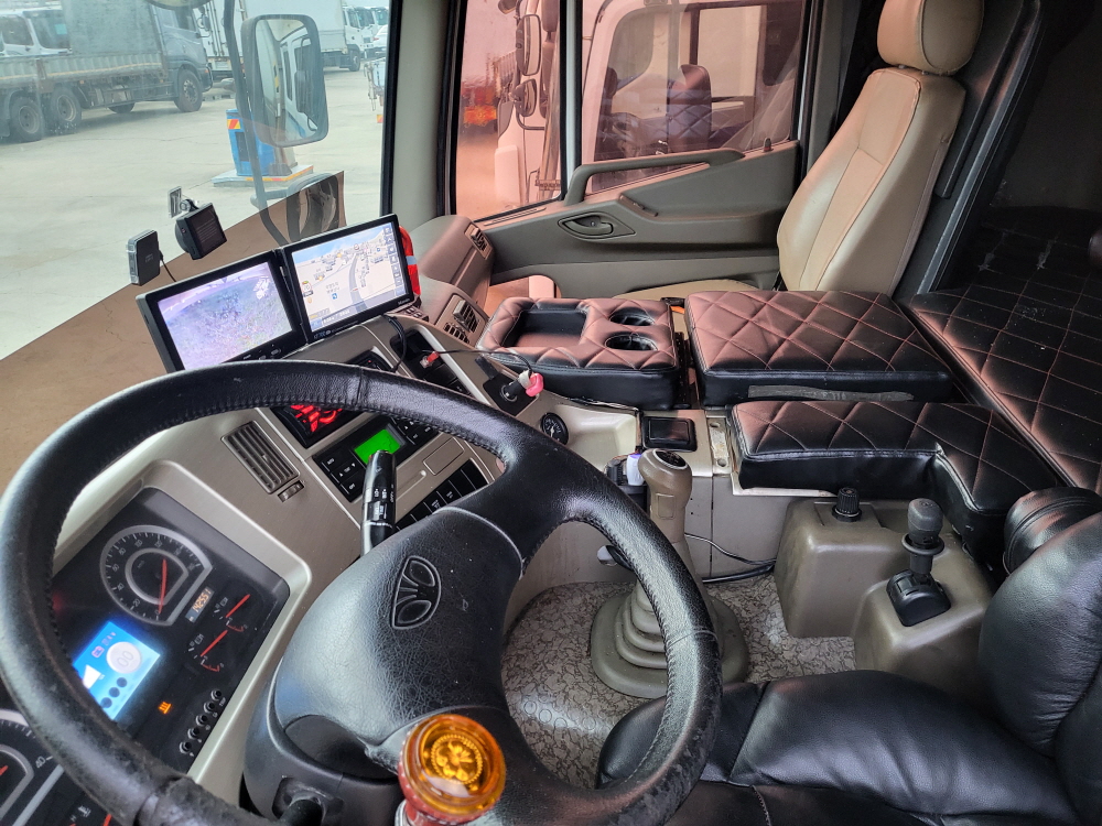 /user/w/wytruck/editor/2510/f3772831051d99a9c7ed2de040c0e180_1760919410_6643.jpg 이미지크게보기