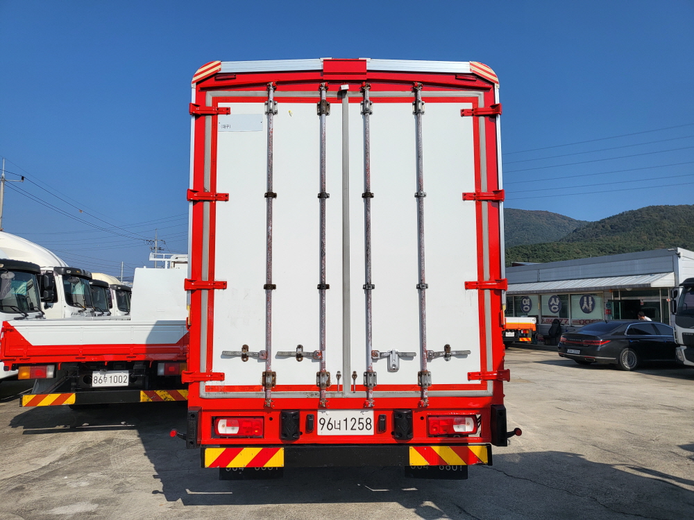 /user/w/wytruck/editor/2511/671a20727565f4a09ffcb4091a027c49_1762311252_6271.jpg 이미지크게보기