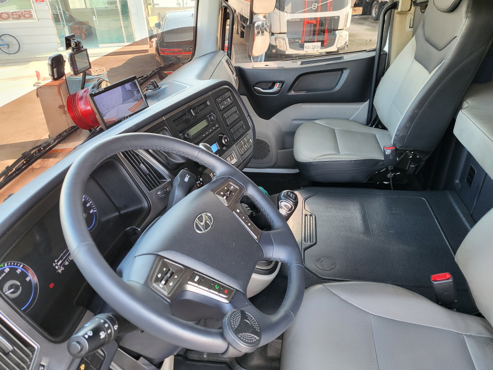 /user/w/wytruck/editor/2511/671a20727565f4a09ffcb4091a027c49_1762311253_1028.jpg 이미지크게보기