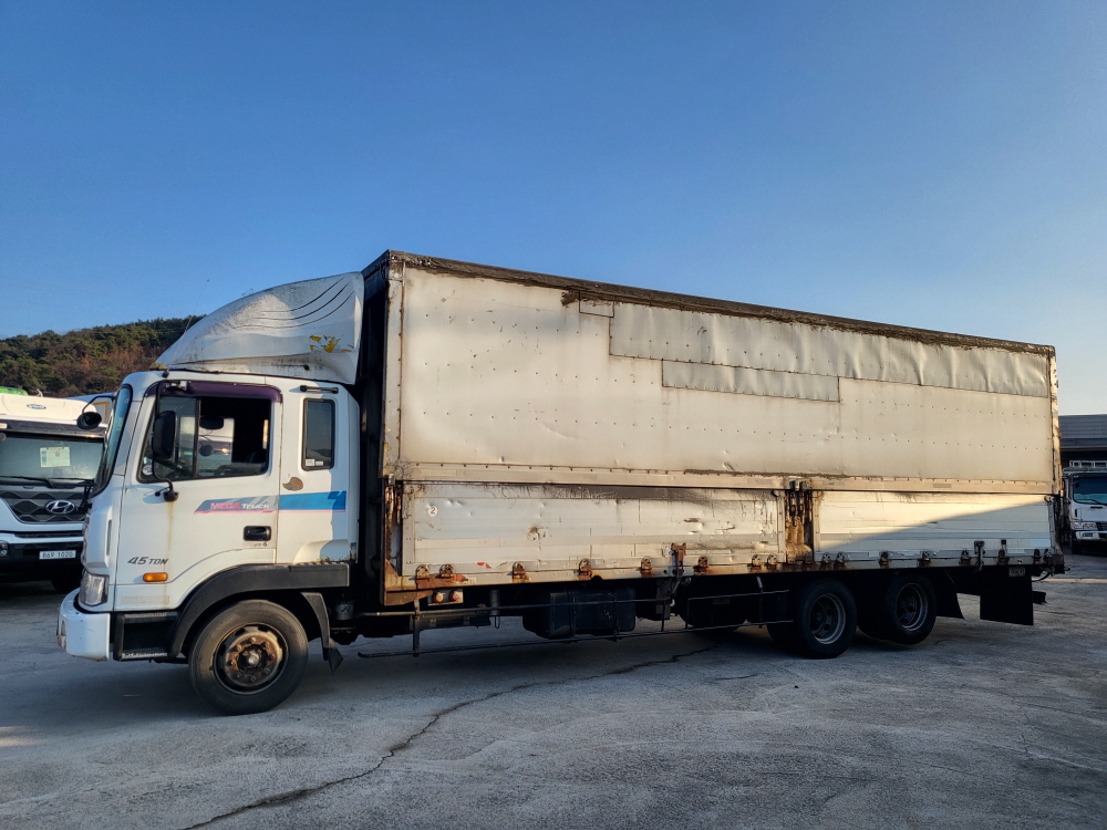 /user/w/wytruck/editor/2512/5849579bf1a1ca5c2fc4559671941520_1765781773_0062.jpg 이미지크게보기