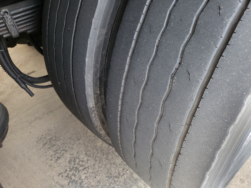 /user/w/wytruck/editor/2512/c08077327f354c49688d425f51e2556e_1766388365_1857.jpg 이미지크게보기