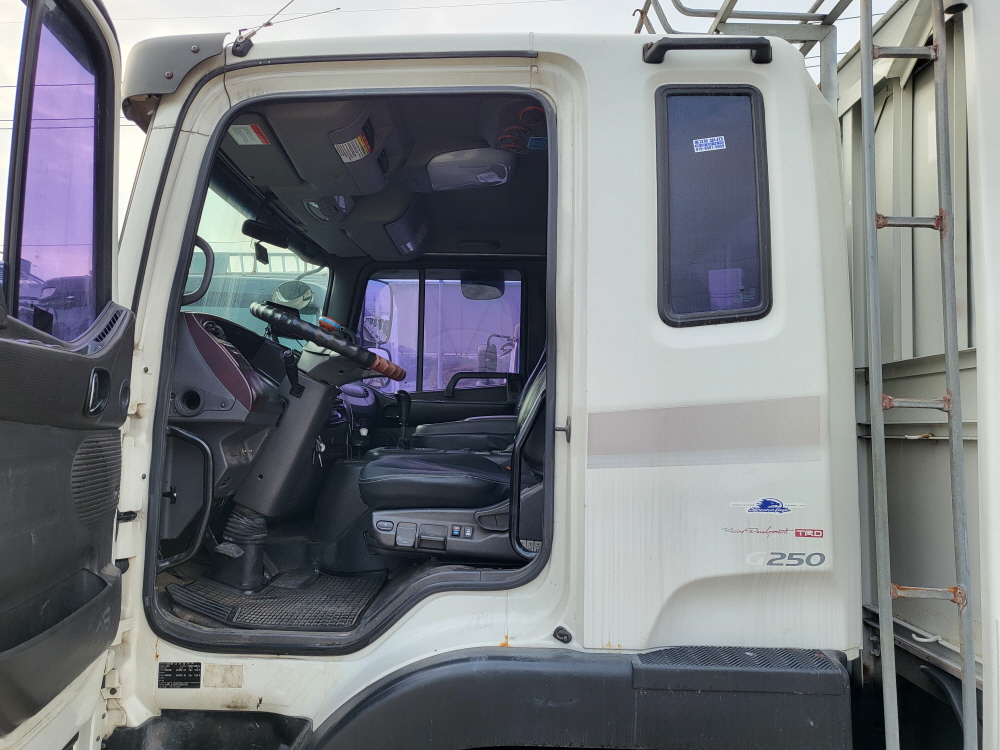 /user/w/wytruck/editor/2512/c08077327f354c49688d425f51e2556e_1766388365_5143.jpg 이미지크게보기