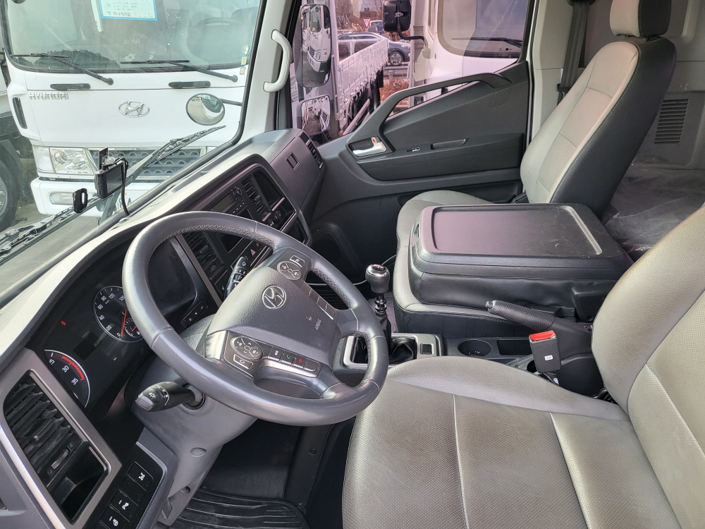 /user/w/wytruck/editor/2512/eb459fc2aec870bed909c69ad8287b00_1765351642_1887.jpg 이미지크게보기