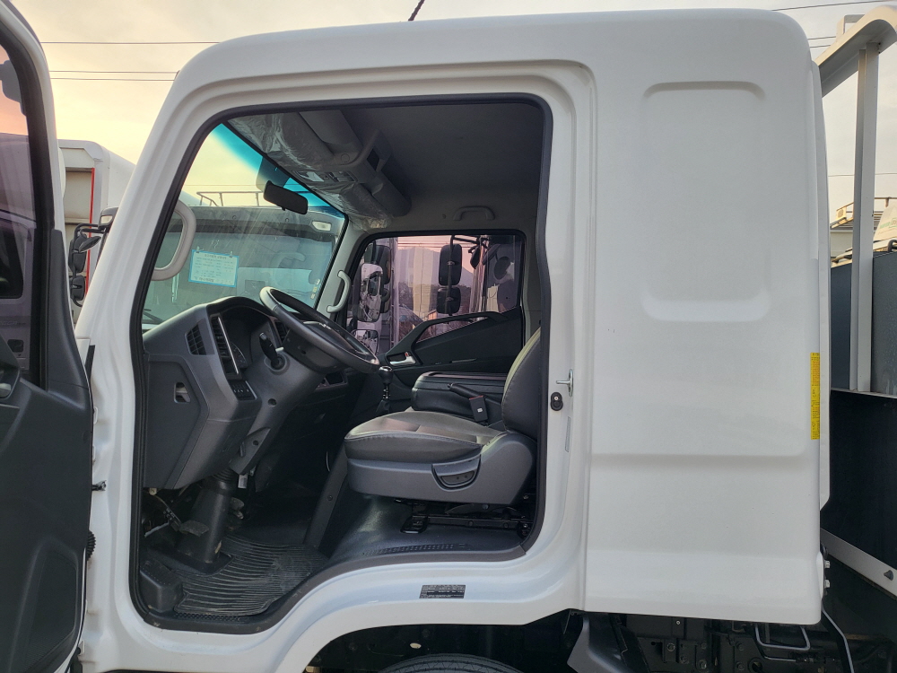 /user/w/wytruck/editor/2512/eb459fc2aec870bed909c69ad8287b00_1765351642_2928.jpg 이미지크게보기