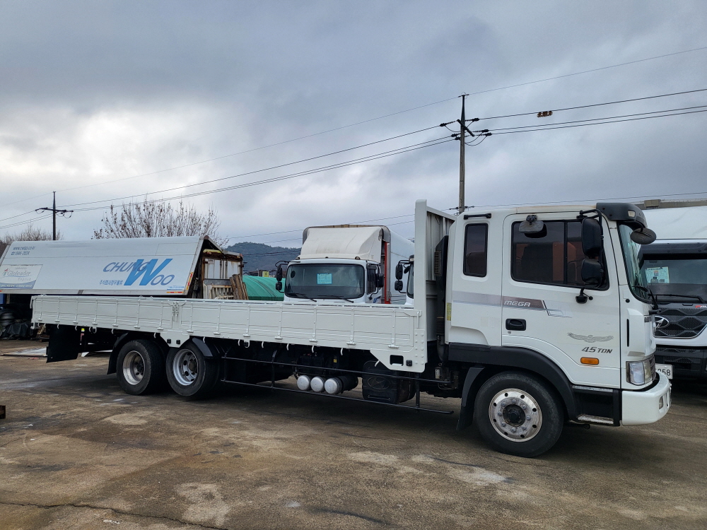 /user/w/wytruck/editor/2512/ef7ad64442c4305a358923ffe668aaf1_1766551896_1976.jpg 이미지크게보기