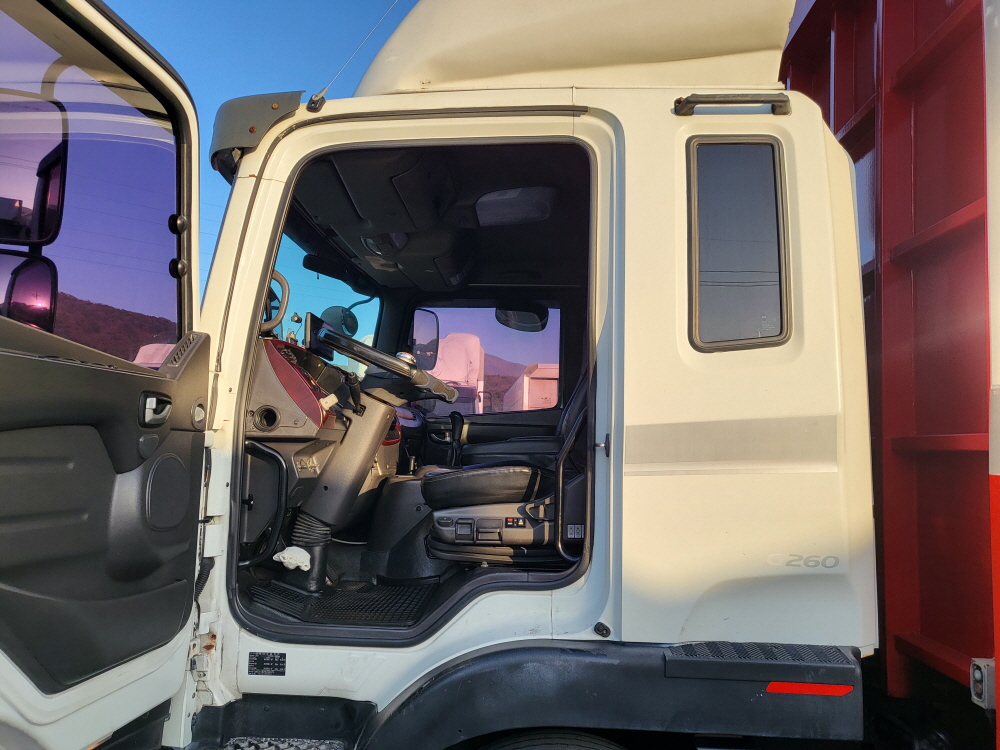 /user/w/wytruck/editor/2601/869cc9d987c733c5412c3c1605451010_1768552972_2933.jpg 이미지크게보기