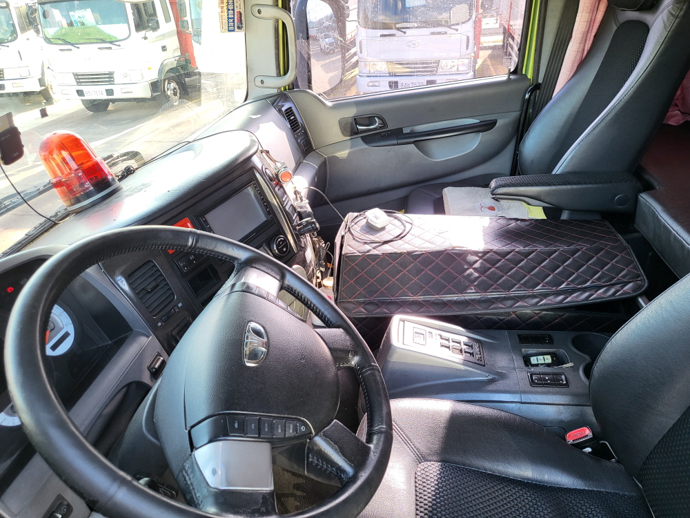 /user/w/wytruck/editor/2606/e202a130f48b565879cb4aed5c650324_1780288137_9472.jpg 이미지크게보기